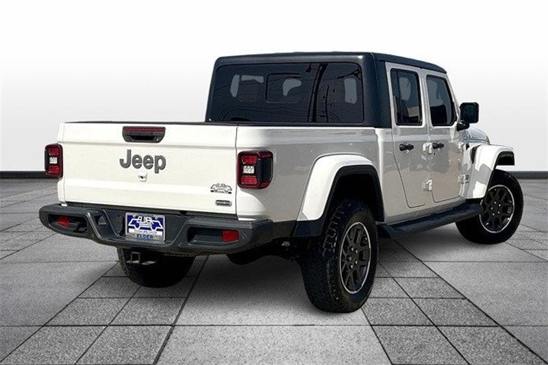 2020 Jeep Gladiator OverlandImage 13