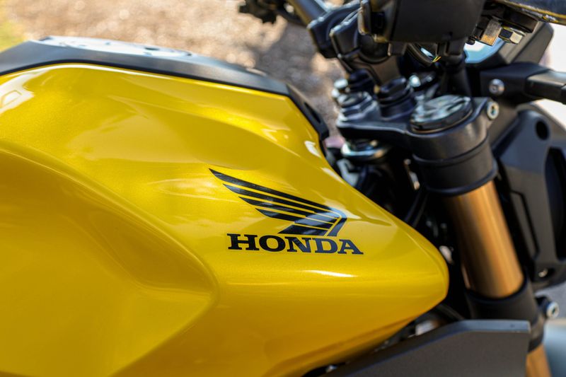 USED 2024 HONDA CB300R ABS Image 8