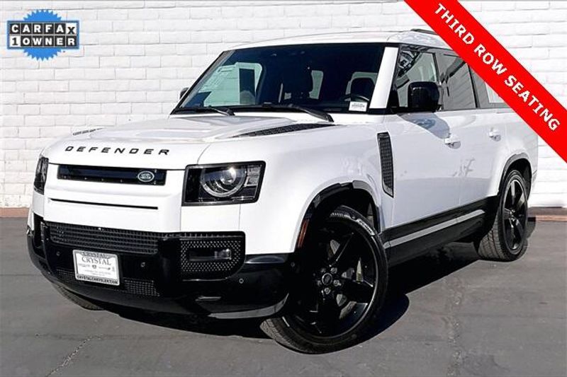 Used 2024 Land Rover Defender X-Dynamic SEImage 1