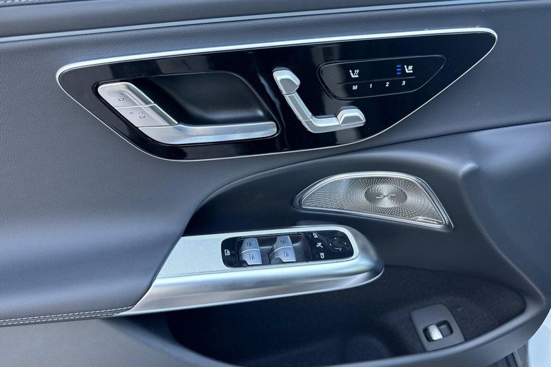 New 2026 Mercedes-Benz E-Class E 450Image 8
