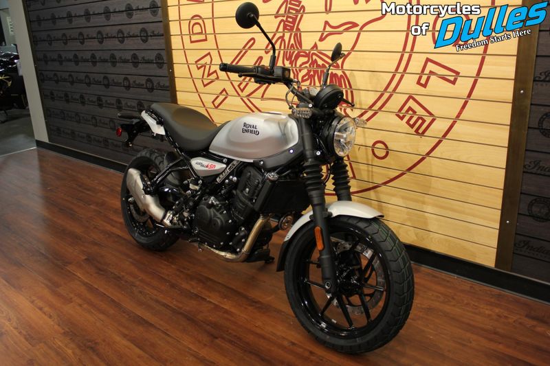 New 2026 Royal Enfield Guerrilla 450 Image 2