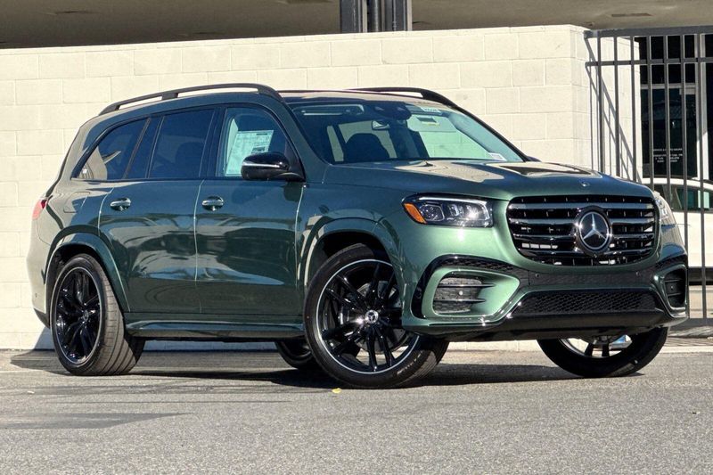 New 2026 Mercedes-Benz GLS 450Image 2