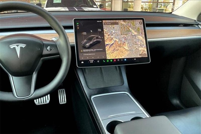 2024 Tesla Model Y PerformanceImage 5