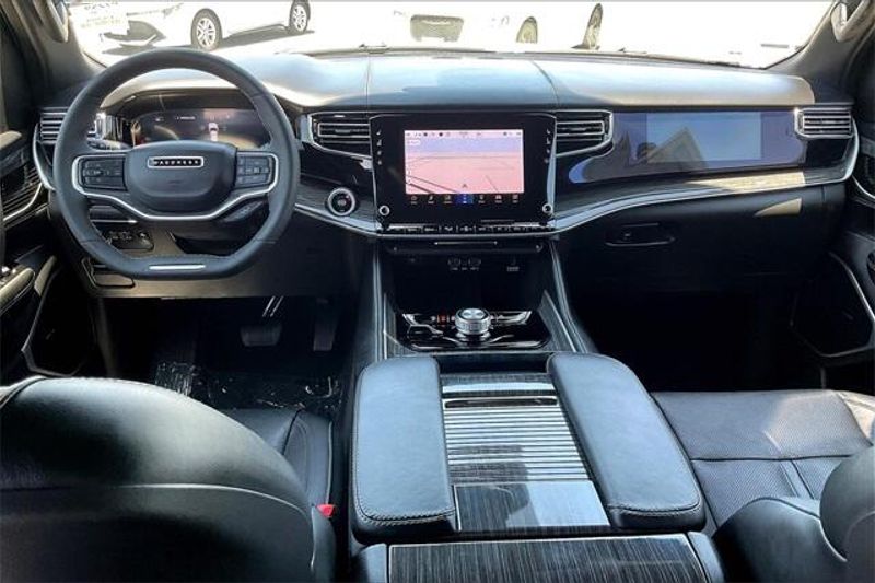 2022 Jeep Wagoneer Series IIImage 15