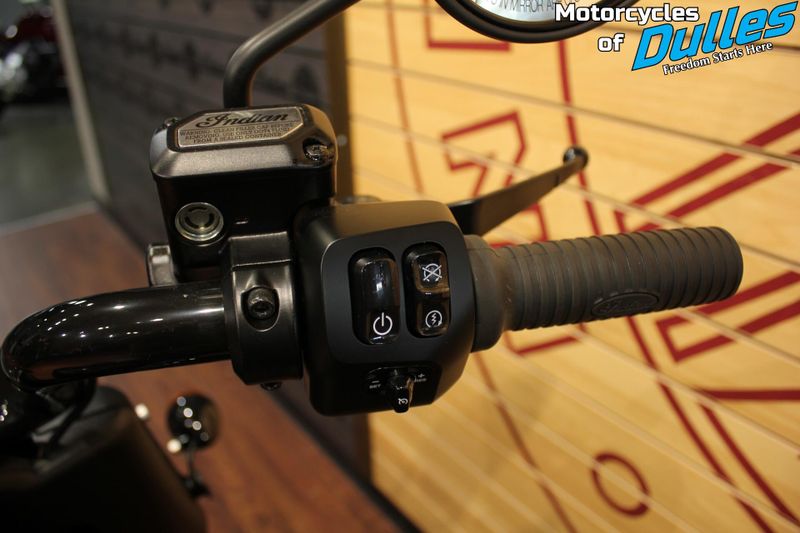 New 2025 Indian Motorcycle Springfield Dark Horse Image 11