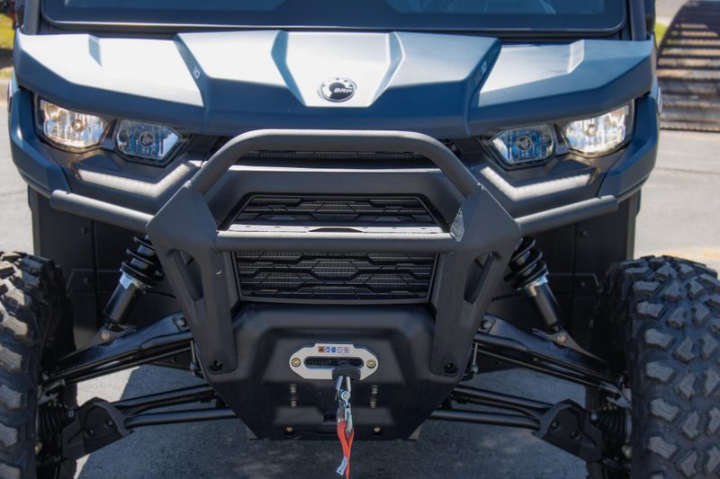 NEW 2026 CAN-AM DEFENDER PRO LIMITED CAB HD10 Image 9