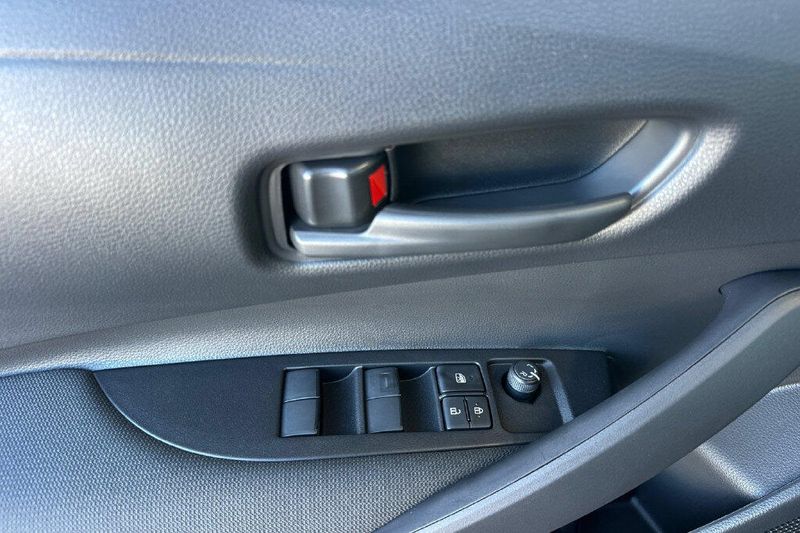 New 2027 Toyota Corolla Hybrid LEImage 10