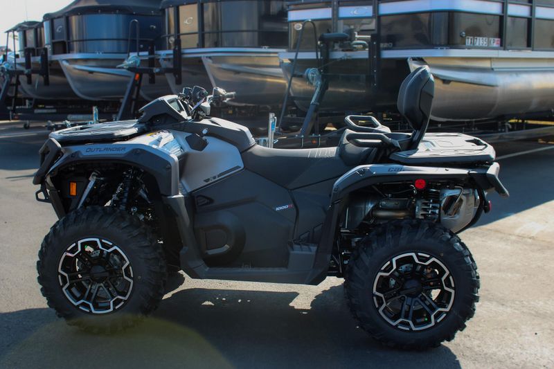 NEW 2025 CAN-AM OUTLANDER MAX XT 1000R Image 2