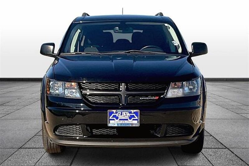 2020 Dodge Journey SEImage 3