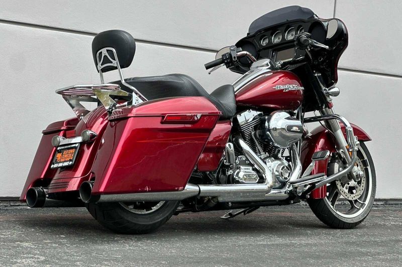 2016 Harley-Davidson Street GlideImage 5