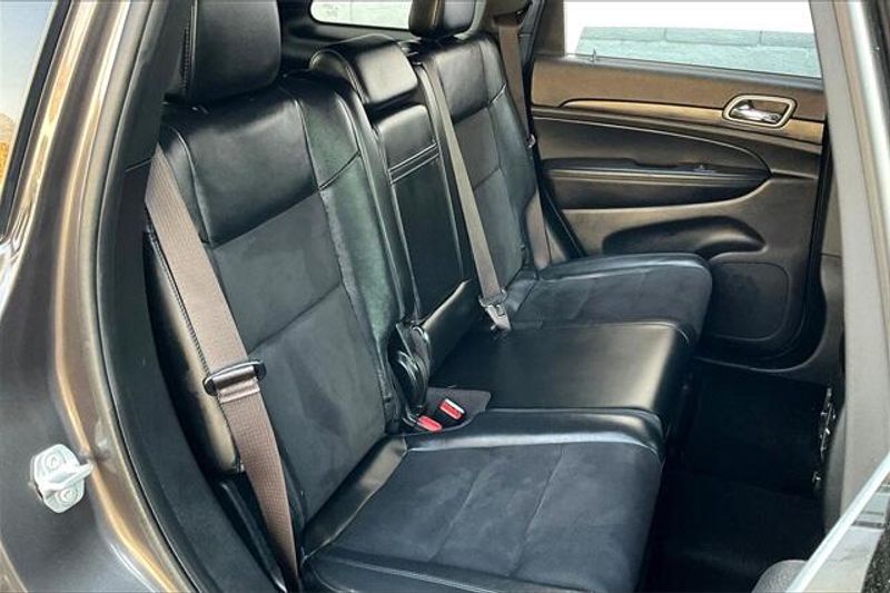 2021 Jeep Grand Cherokee Laredo XImage 26
