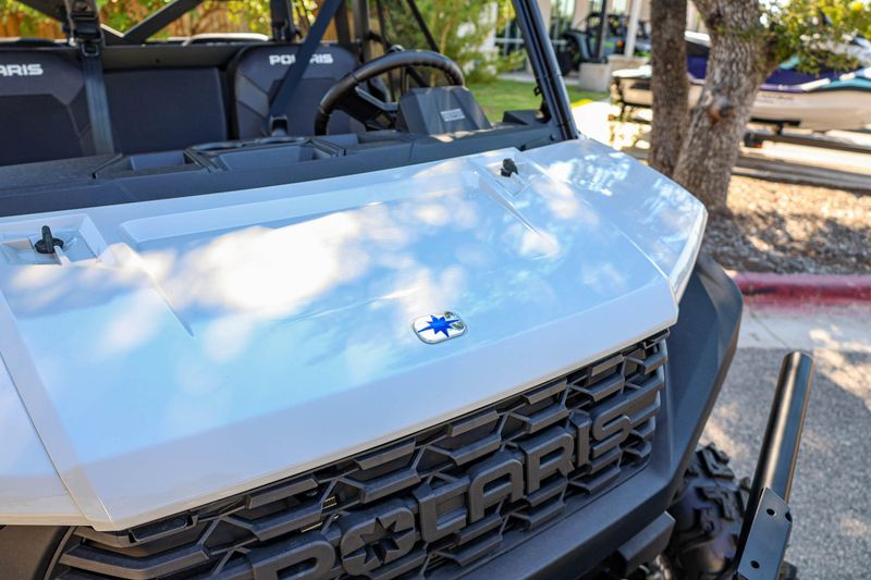 New 2026 Polaris RANGER CREW 1000 PREMIUM  MIRAGE BEIGE Image 16