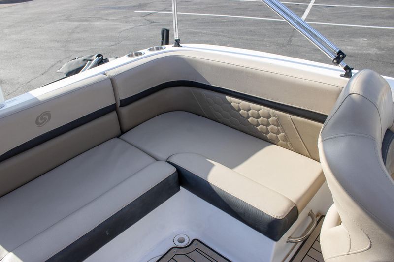 USED 2022 HURRICANE SS 192 COASTAL EDITION Image 25