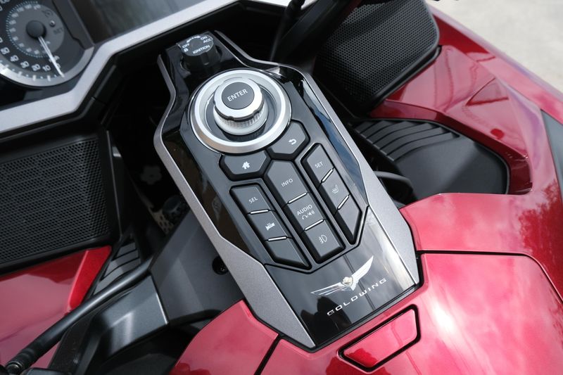 NEW 2026 HONDA GOLDWING TOUR Image 19