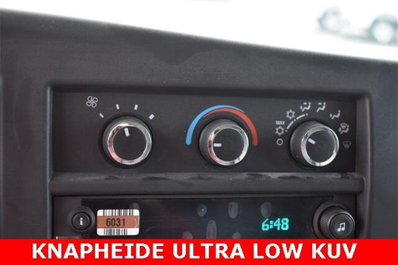 New 2025 Chevrolet Express 3500 Work VanImage 21