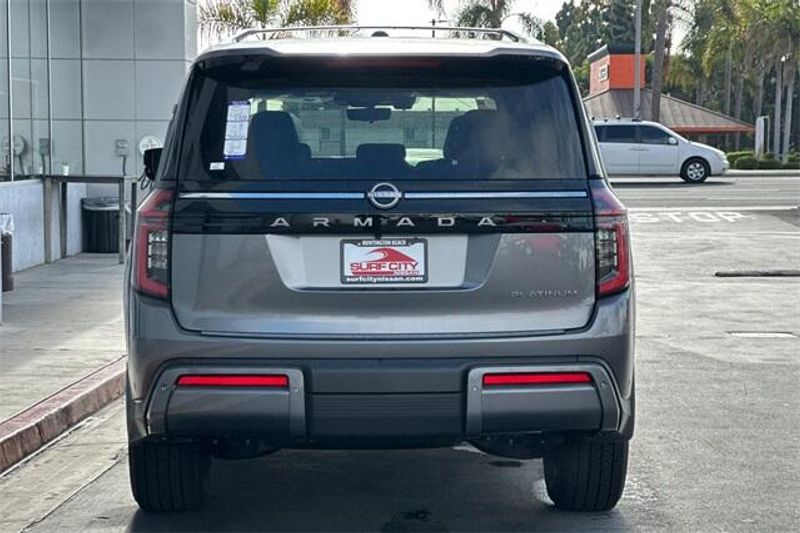 New 2025 Nissan Armada PlatinumImage 4