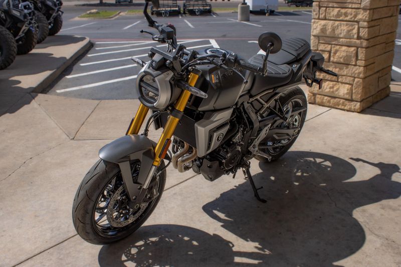 NEW 2026 SUZUKI GSX8T Image 6