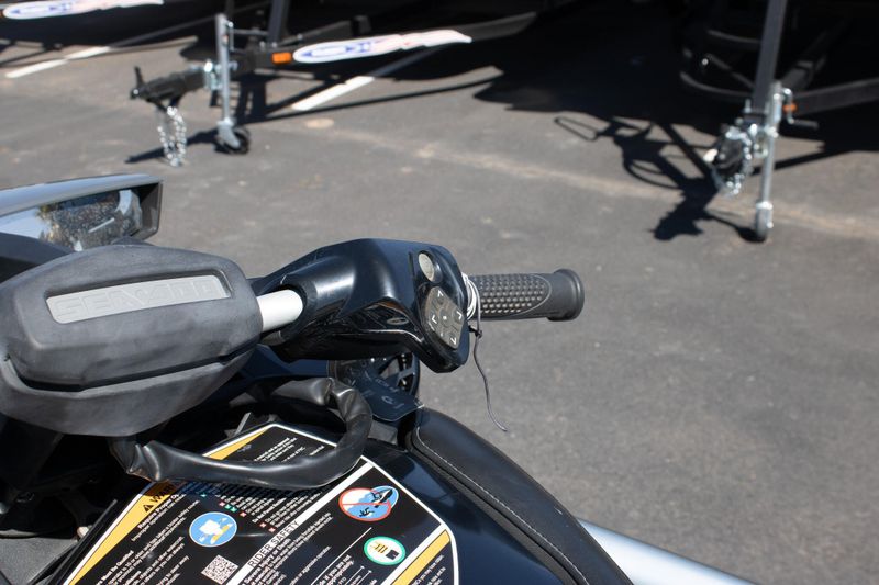 NEW 2025 SEADOO RXPX 325 WITH SOUND SYSTEM Image 12