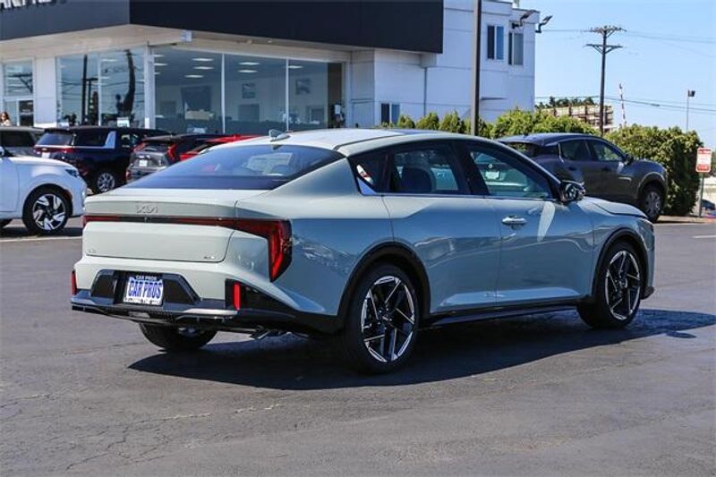 New 2025 Kia K4 GT-LineImage 17