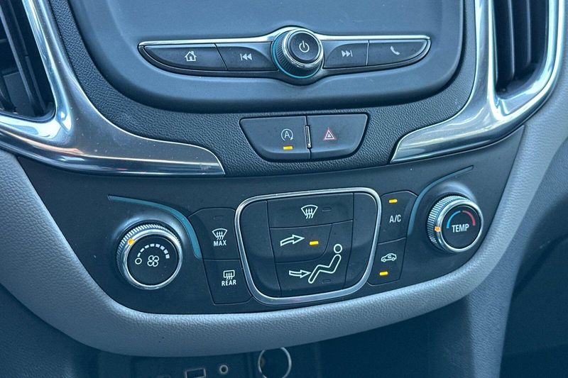 Used 2024 Chevrolet Equinox LSImage 23