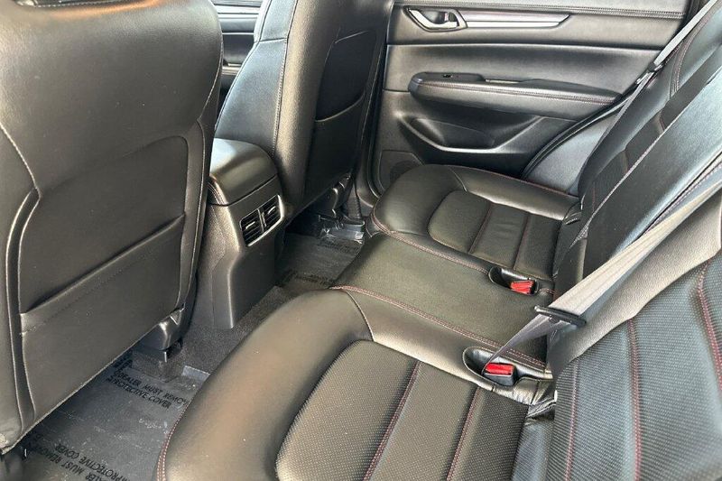 Used 2025 Mazda CX-5 2.5 S Carbon EditionImage 11