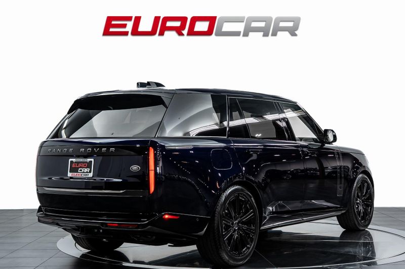 Used 2023 Land Rover Range Rover SE LWB *7-SEATER * PANORAMIC ROOF*Image 5