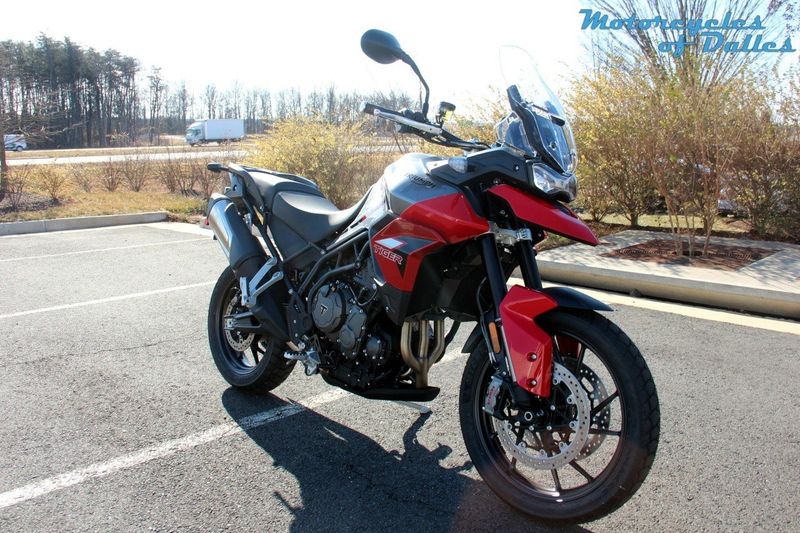 2023 Triumph Tiger 850 in a Graphite/Diablo Red exterior color. Motorcycles of Dulles 571.934.4450 motorcyclesofdulles.com 