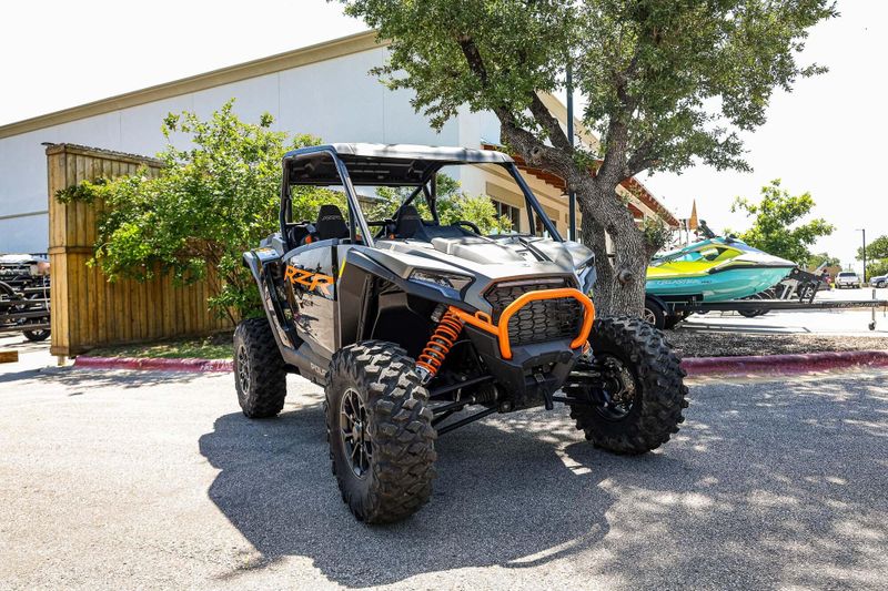 2024 Polaris RZR XP 1000 ULTIMATE MATTE TITANIUM AND ONYX BLACK Image 1