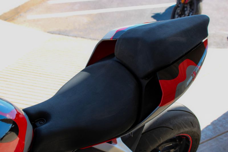 Used 2018 Ducati PANIGALE 959 Image 13