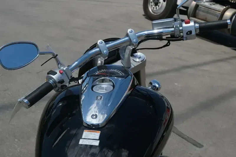NEW 2025 SUZUKI BOULEVARD M109R Image 16