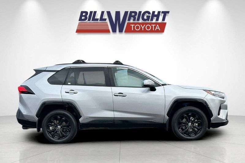Used 2023 Toyota RAV4 Hybrid SEImage 2