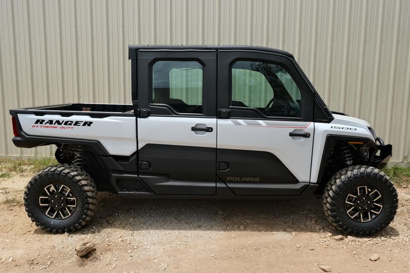 New 2025 Polaris RANGER CREW XD 1500 NORTHSTAR EDITION ULTIMATE GHOST WHITE METALLIC SMOKE Image 2