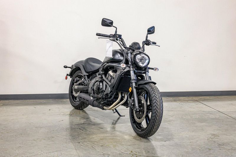 2025 Kawasaki VULCAN S ABS METALLIC FLAT SPARK BLACK AND METALLIC FLAT RAW GRAYSTONE Image 1