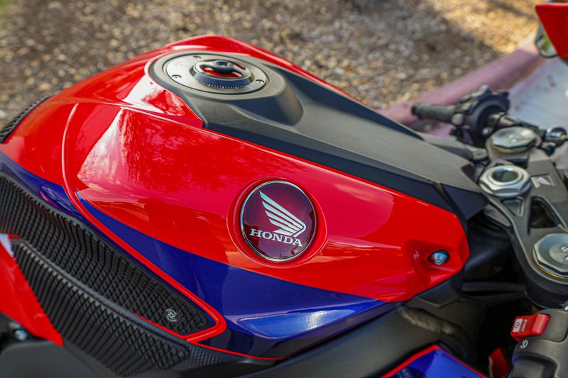 USED 2022 HONDA CBR1000RR ABS Image 3
