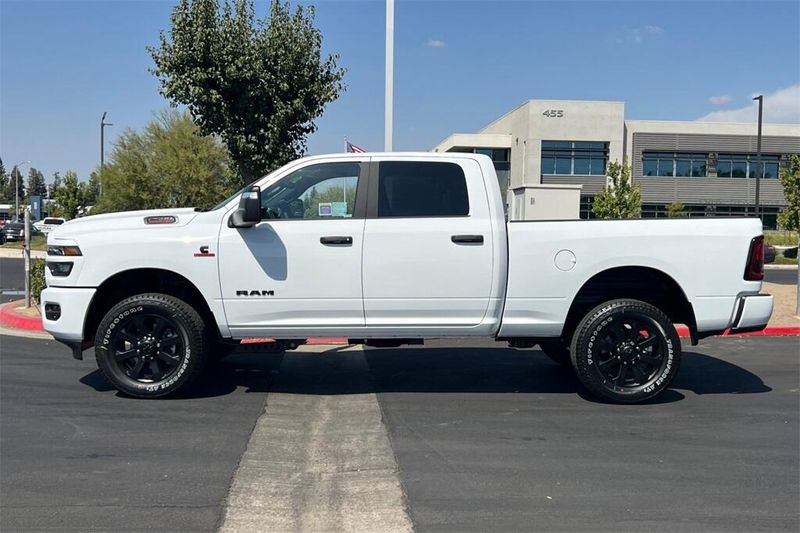 2026 Ram 2500 Big Horn photo 7