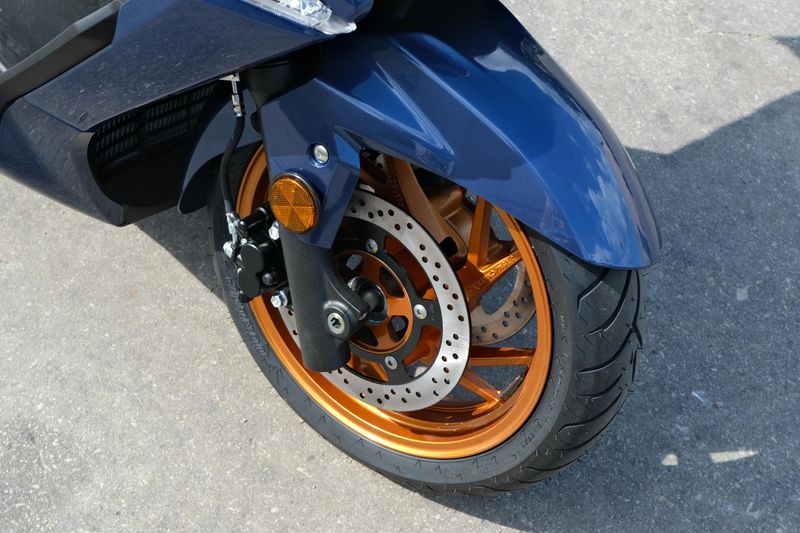 NEW 2026 SUZUKI BURGMAN 400 Image 9