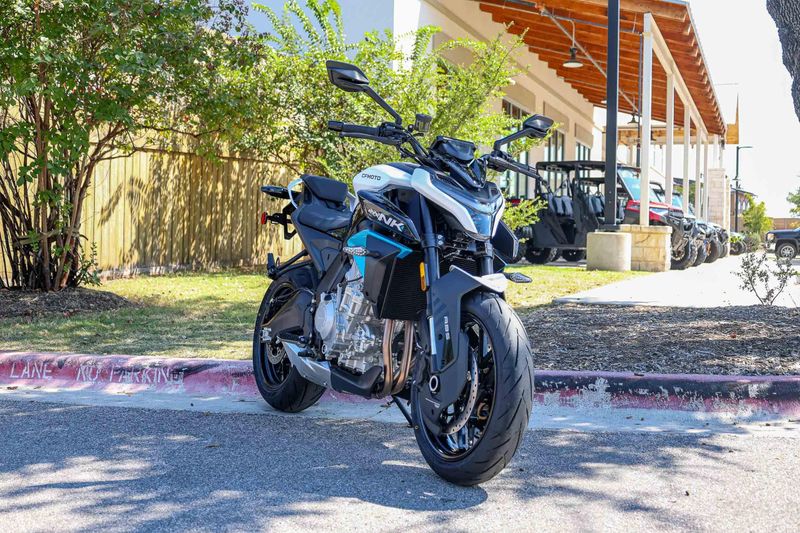 NEW 2026 CFMOTO 675NK Image 1