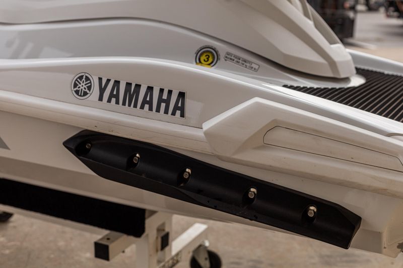 2025 Yamaha VX WHITE Image 8