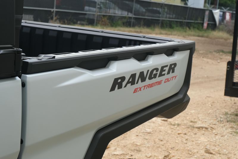 New 2025 Polaris RANGER CREW XD 1500 NORTHSTAR EDITION ULTIMATE GHOST WHITE METALLIC SMOKE Image 35