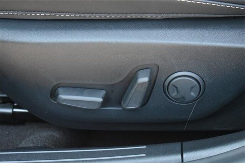 2025 Kia K4 GT-LineImage 21