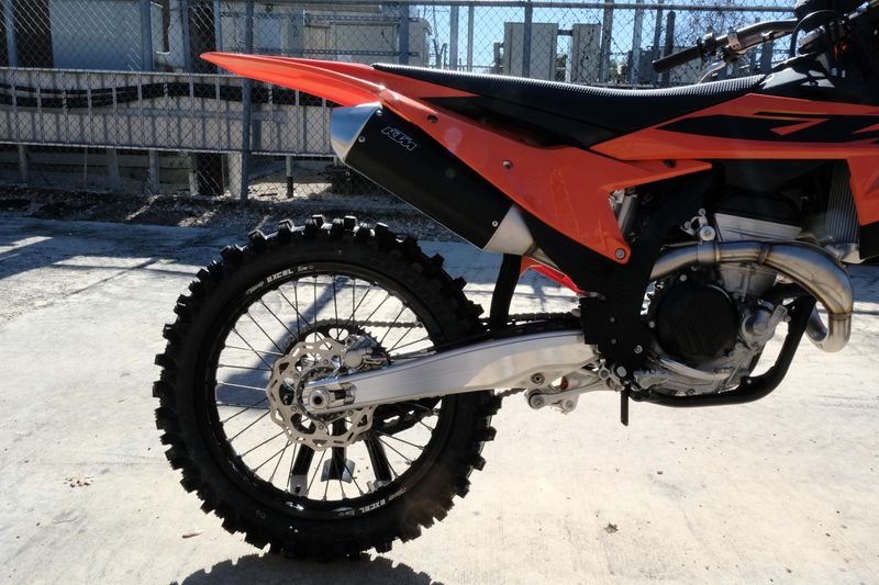 2025 KTM 350 SXF ORANGEImage 23