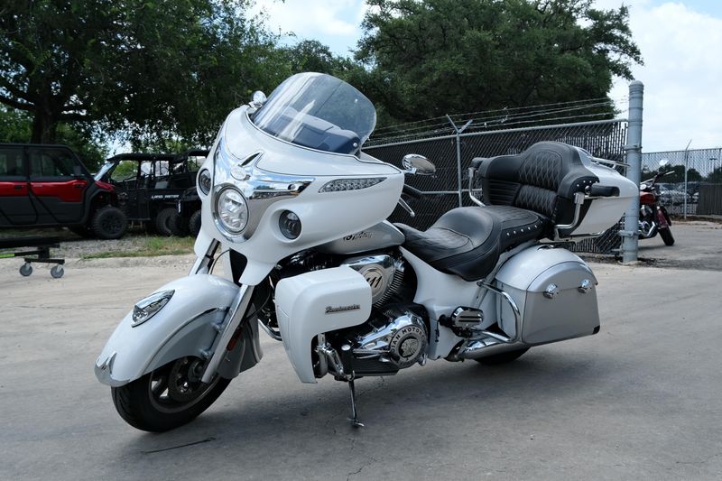 USED 2019 INDIAN MOTORCYCLE ROADMASTER Image 6