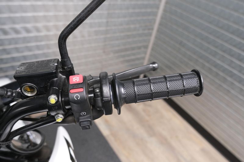 NEW 2026 HONDA XR150L Image 18