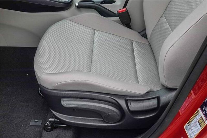 2025 Kia Soul LXImage 22