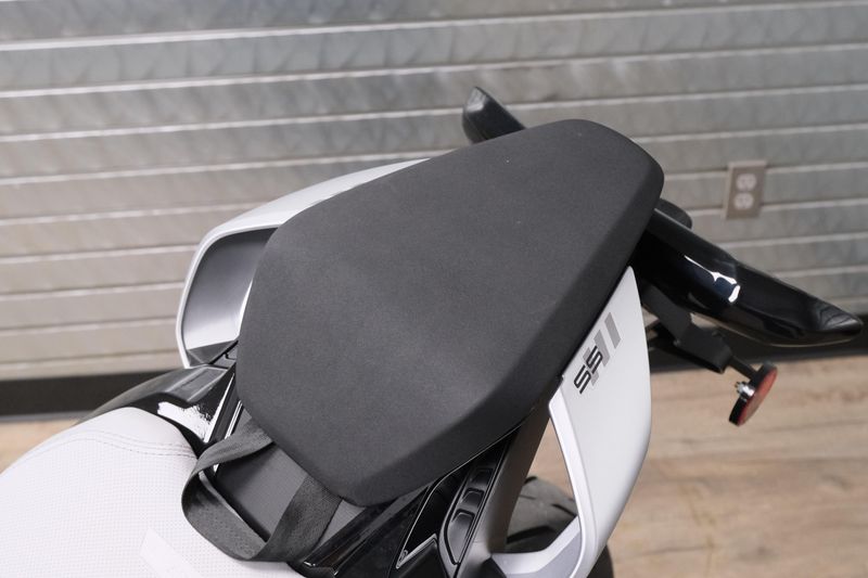 NEW 2026 CFMOTO 675SS Image 26