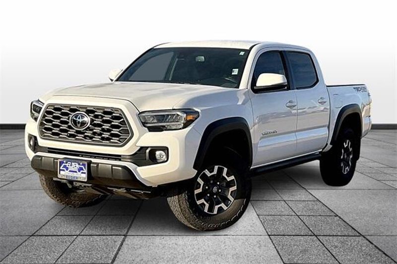 2023 Toyota Tacoma TRD Off-RoadImage 2