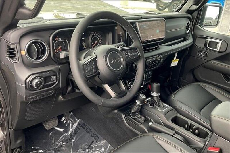 2025 Jeep Gladiator Big Bear 4x4Image 6