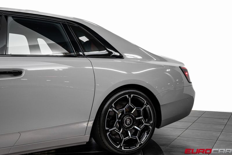Used 2025 Rolls-Royce Ghost *BESPOKE INTERIOR * DUALITY TWILL SEATS*Image 16