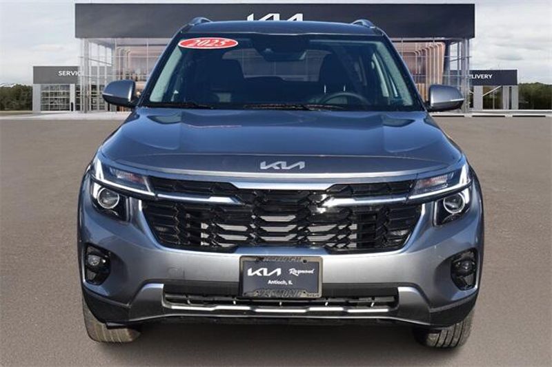 2025 Kia Seltos EXImage 8