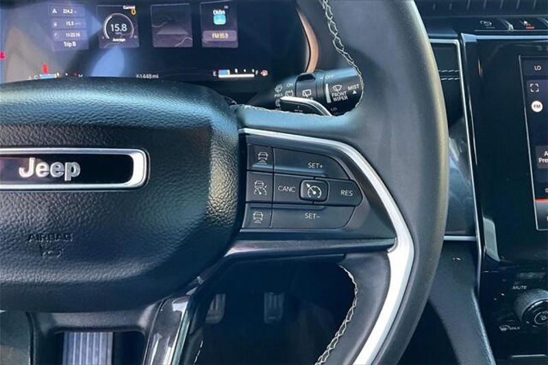 2023 Jeep Grand Cherokee LaredoImage 19